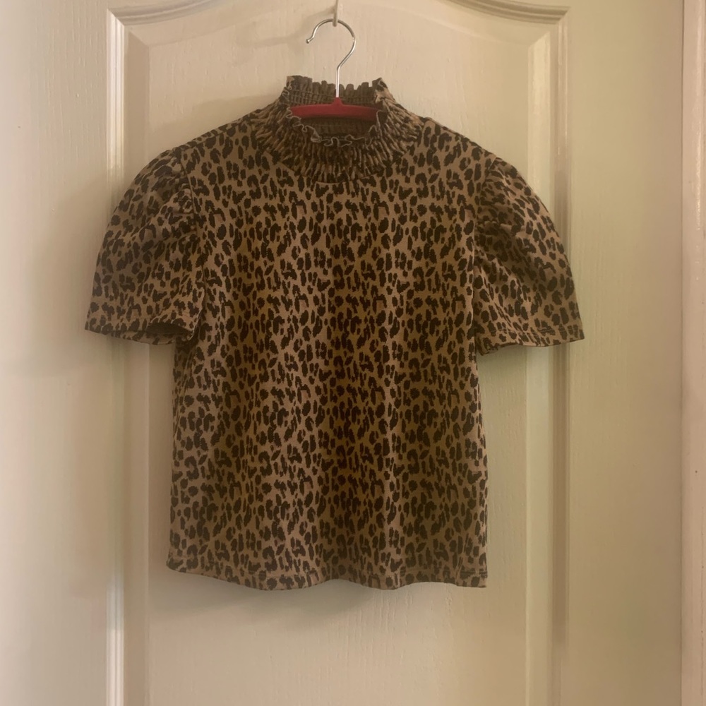 Short sleeve mock turtle neck